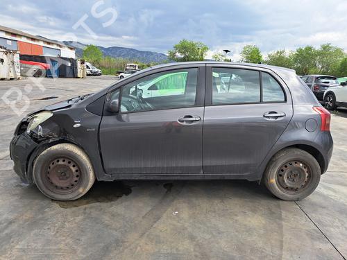 Retrovisor esquerdo TOYOTA YARIS (_P9_) 1.4 D-4D (NLP90_, NLP90R) | BP30936195C26