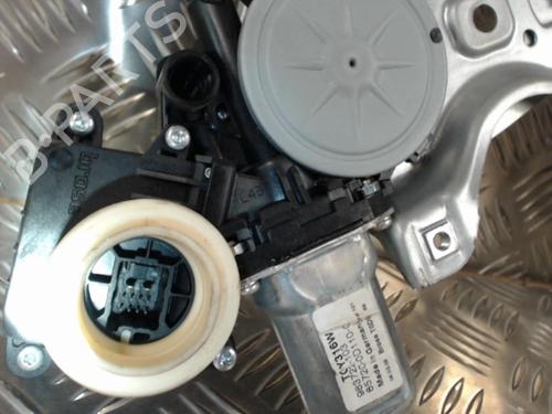 Used Front left window mechanism Front left window mechanism TOYOTA YARIS (_P9_) 1.4 D-4D (NLP90_, NLP90R) (90 hp) 24261825 24261825