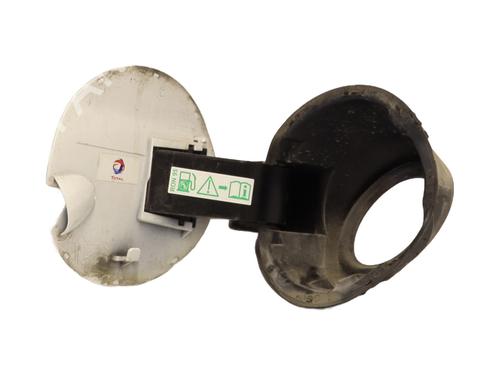 Fuel flap PEUGEOT 208 I (CA_, CC_) 1.2 THP 110 | BP27684086C131