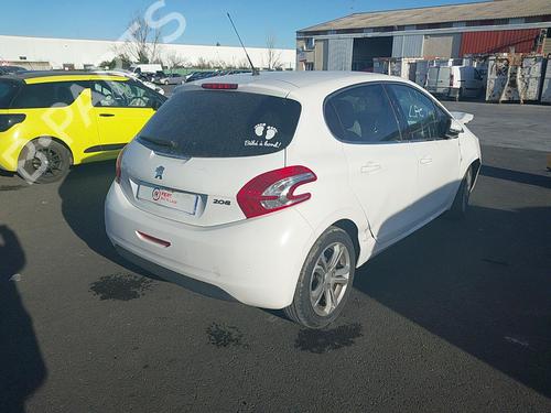 Used Parts PEUGEOT 208 I (CA_, CC_) 1.4 VTi (95 hp) 2368107