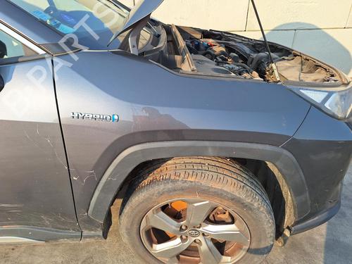 Used Right front fenders TOYOTA RAV 4 V (_A5_, _H5_) 2.5 Hybrid (AXAH52) (218 hp) 28103241
