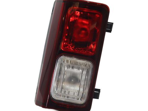 right-tailgate-light-renault-trafic-iii-van-fg_-2014-31916299 main image
