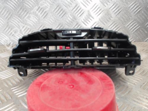 Used Air vent Air vent PEUGEOT 208 I (CA_, CC_) 1.2 PureTech 82 (82 hp) 24255268 24255268