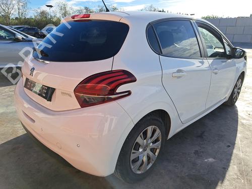 Right taillight PEUGEOT 208 I (CA_, CC_) 1.6 HDi / BlueHDi 75 | BP31668242C35 