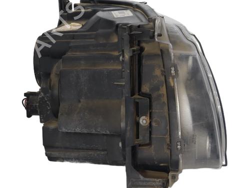 Left headlight LAND ROVER RANGE ROVER SPORT I (L320) 3.0 D 4x4 | BP31950965C28