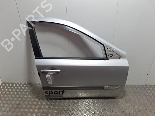 Used Right front door RENAULT LAGUNA II (BG0/1_) 2.0 16V (BG00, BG0K, BG0P, BG0W) (135 hp) 29847916