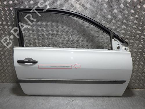 Used Right front door RENAULT MEGANE II (BM0/1_, CM0/1_) 1.5 dCi (BM1F, CM1F) (86 hp) 24259636