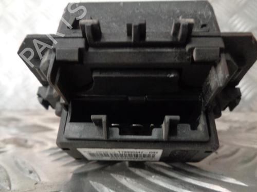 Used Heater resistor Heater resistor RENAULT SCÉNIC III (JZ0/1_) 1.5 dCi (JZ02, JZ0R) (95 hp) 24258959 24258959
