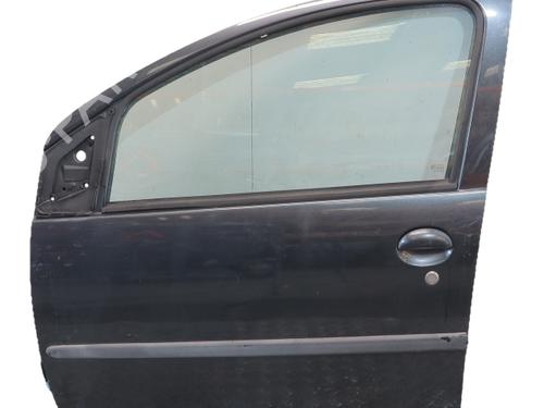 Used Left front door Left front door PEUGEOT 107 (PM_, PN_) 1.4 HDi (54 hp) 40438852 40438852