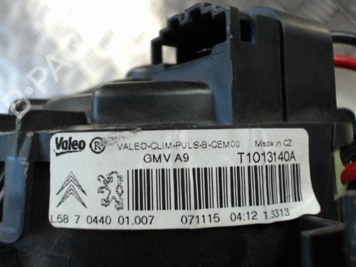 Heater blower motor PEUGEOT 208 I (CA_, CC_) 1.0 VTi | BP24261720M62
