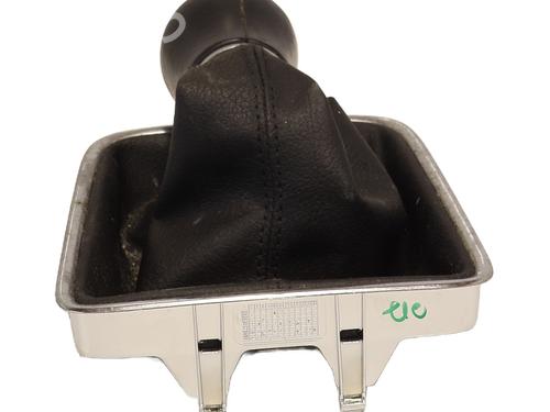 Shift knob VW TIGUAN (5N_) 2.0 TDI | BP28707041I34 - Image 2