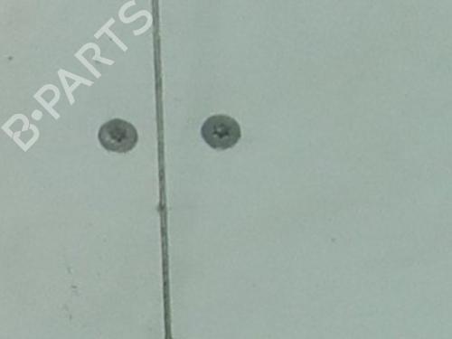 dr-rude-hjre-foran-renault-trafic-iii-van-fg_-2014-36056457 main image