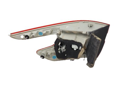Used Left taillight Left taillight PEUGEOT 308 SW II (LC_, LJ_, LR_, LX_, L4_) 1.6 BlueHDi 120 (120 hp) 36413323 36413323