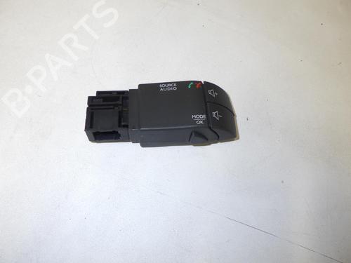 Used Switch Switch DACIA LODGY (JS_) 1.5 dCi (JSMC, JSAF) (107 hp) 24257018 24257018