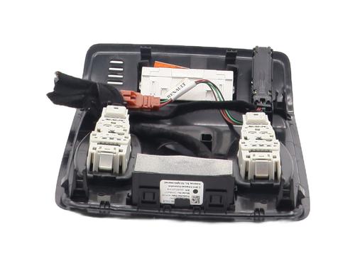 Used Interior roof light Interior roof light RENAULT CLIO V (B7_) 1.0 TCe 100 (B7MT) (101 hp) 32522966 32522966