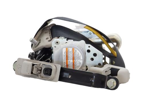 Used Front left seatbelt Front left seatbelt SUZUKI SWIFT IV (FZ, NZ) 1.2 (AZH412, ZC72S) (94 hp) 36647934 36647934