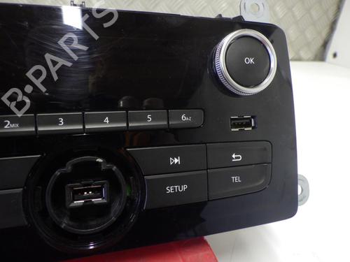 Used Radio RENAULT CLIO IV (BH_) 1.5 dCi 75 (75 hp) 24254647