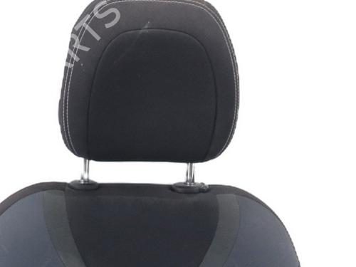 right-front-seat-citroen-c4-ii-nc_-2009-31715046 main image