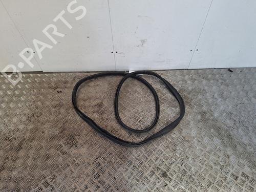 Used Rubber door seal Rubber door seal MINI MINI CLUBMAN (F54) One D (116 hp) 34571706 34571706