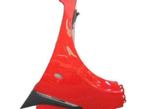 Used Left front fenders Left front fenders PEUGEOT 108 1.2 (82 hp) 40604837 40604837