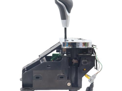 Gear lever PEUGEOT 2008 I (CU_) 1.2 THP 110 / PureTech 110 | BP37499659M90 - Image 2