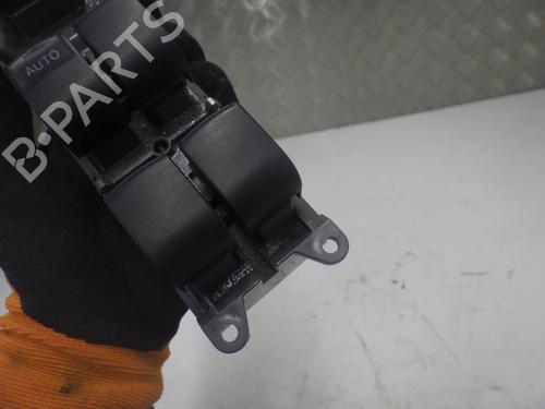Used Left front window switch Left front window switch TOYOTA AURIS Estate (_E18_) 1.8 Hybrid (ZWE186_, ZWE186R, ZWE186H) (136 hp) 24260160 24260160