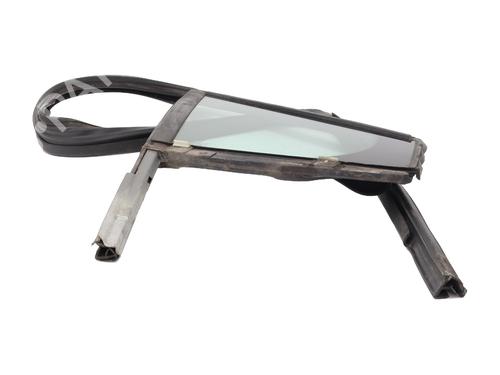 Front right quarter glass PEUGEOT 308 SW I (4E_, 4H_) 2.0 HDi | BP29340085C112 