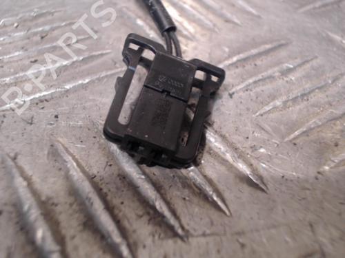 Used Seat buckle AUDI A1 (8X1, 8XK) 2.0 TDI (143 hp) 24280722