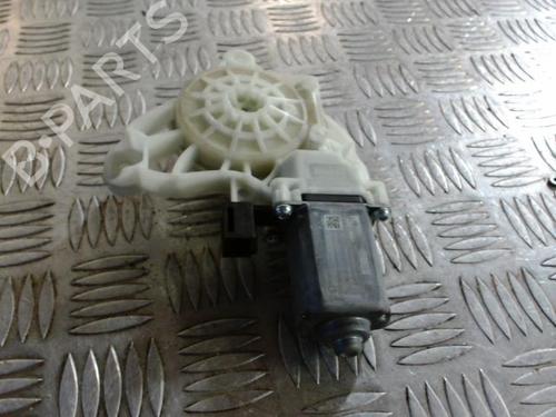 Used Left front window motor Left front window motor MERCEDES-BENZ GLC (X253) 300 de 4-matic (253.911) (306 hp) 24264523 24264523