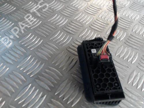 Used Left front window switch Left front window switch VW GOLF VII (5G1, BQ1, BE1, BE2) 1.0 TSI (110 hp) 24271947 24271947