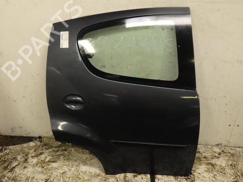 Dør højre bagtil PEUGEOT 107 (PM_, PN_) 1.4 HDi (54 hp) 32140595