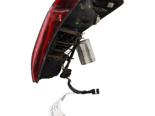 Venstre baglygte Venstre baglygte PEUGEOT 108 1.2 (82 hp) 39748638 39748638
