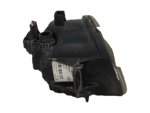 right-front-fog-light-renault-clio-iii-br01-cr01-2005-2006-2007-2008-2009-2010-2011-2012-2013-2014-39519918 main image