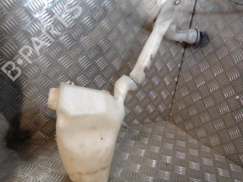 Used Windscreen washer tank PEUGEOT 208 I (CA_, CC_) 1.4 HDi (68 hp) 24266131