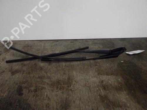 front-windshield-wiper-arm-audi-tt-roadster-fv9-fvr-2014-32429254 main image
