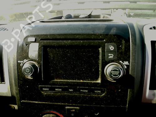 Used Display monitor FIAT DUCATO Van (250_) 140 Natural Power (136 hp) 28964087