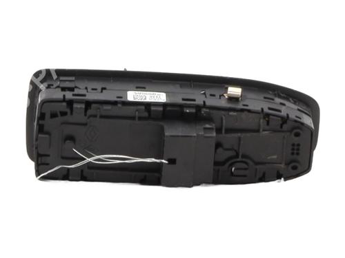 Used Left front window switch Left front window switch RENAULT CLIO V (B7_) 1.6 E-TECH 140 (B7MU) (140 hp) 31216591 31216591