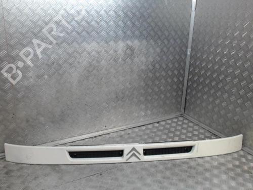 Used Grille Grille 24272947 24272947
