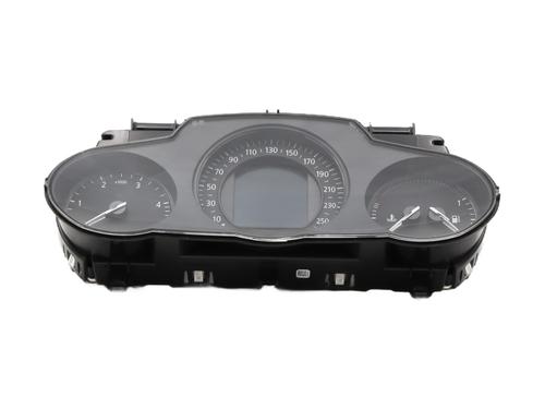 Used Instrument cluster RENAULT MEGANE IV Hatchback (B9A/M/N_) 1.5 dCi 110 (B9A3) (110 hp) 31050422