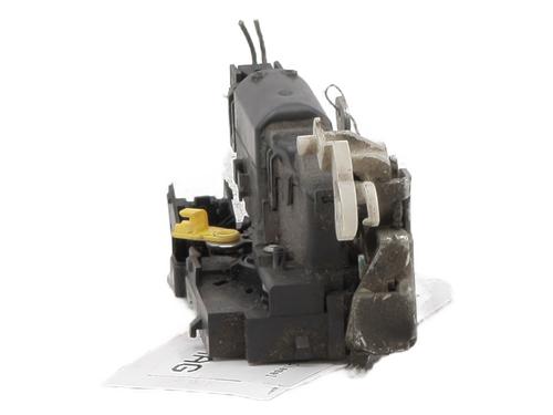 rear-left-lock-dacia-lodgy-js_-2012-26392994 main image