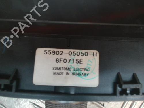 AC Styreenhet / Manøvreringsenhet TOYOTA AVENSIS (_T25_) 2.0 D-4D (ADT250_, ADT250R) (126 hp) 24276555