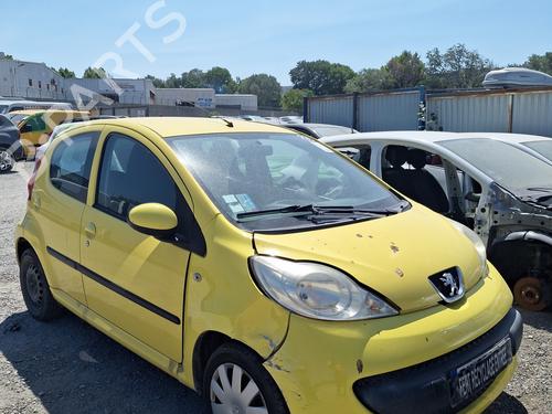 Brugte PEUGEOT 107 (PM_, PN_) 1.0 (68 hp) 4306993