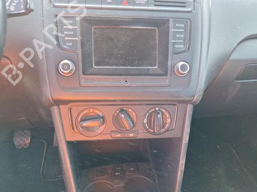 Headlight switch VW POLO V (6R1, 6C1) 1.0 | BP29028223I24 