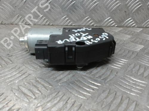 Used Sunroof engine Sunroof engine PEUGEOT 3008 I MPV (0U_) 1.6 HDi (109 hp) 24276830 24276830