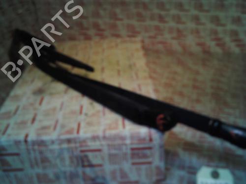 Used Front windshield wiper arm PEUGEOT 1007 (KM_) 1.4 (75 hp) 24284779