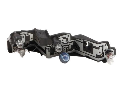 Used Lamp holder Lamp holder AUDI A1 (8X1, 8XK) 1.6 TDI (105 hp) 34571568 34571568