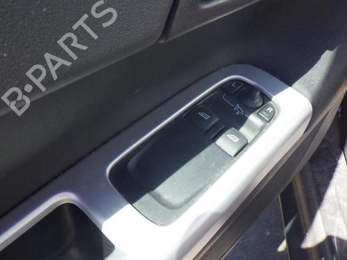 Used Left front window switch Left front window switch VOLVO C30 (533) D2 (115 hp) 24265527 24265527