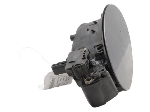 fuel-flap-jaguar-f-pace-x761-2015-27933018 main image