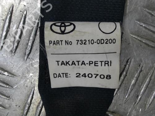 Used Front right seatbelt Front right seatbelt TOYOTA YARIS (_P9_) 1.4 D-4D (NLP90_, NLP90R) (90 hp) 24277139 24277139