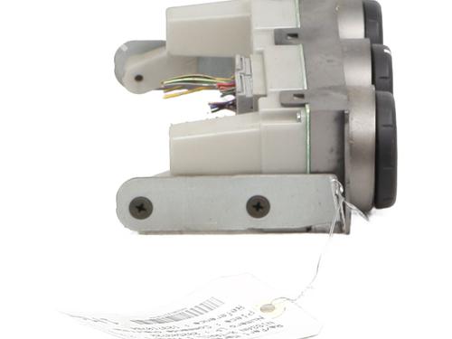 Used Climate control Climate control 37744528 37744528